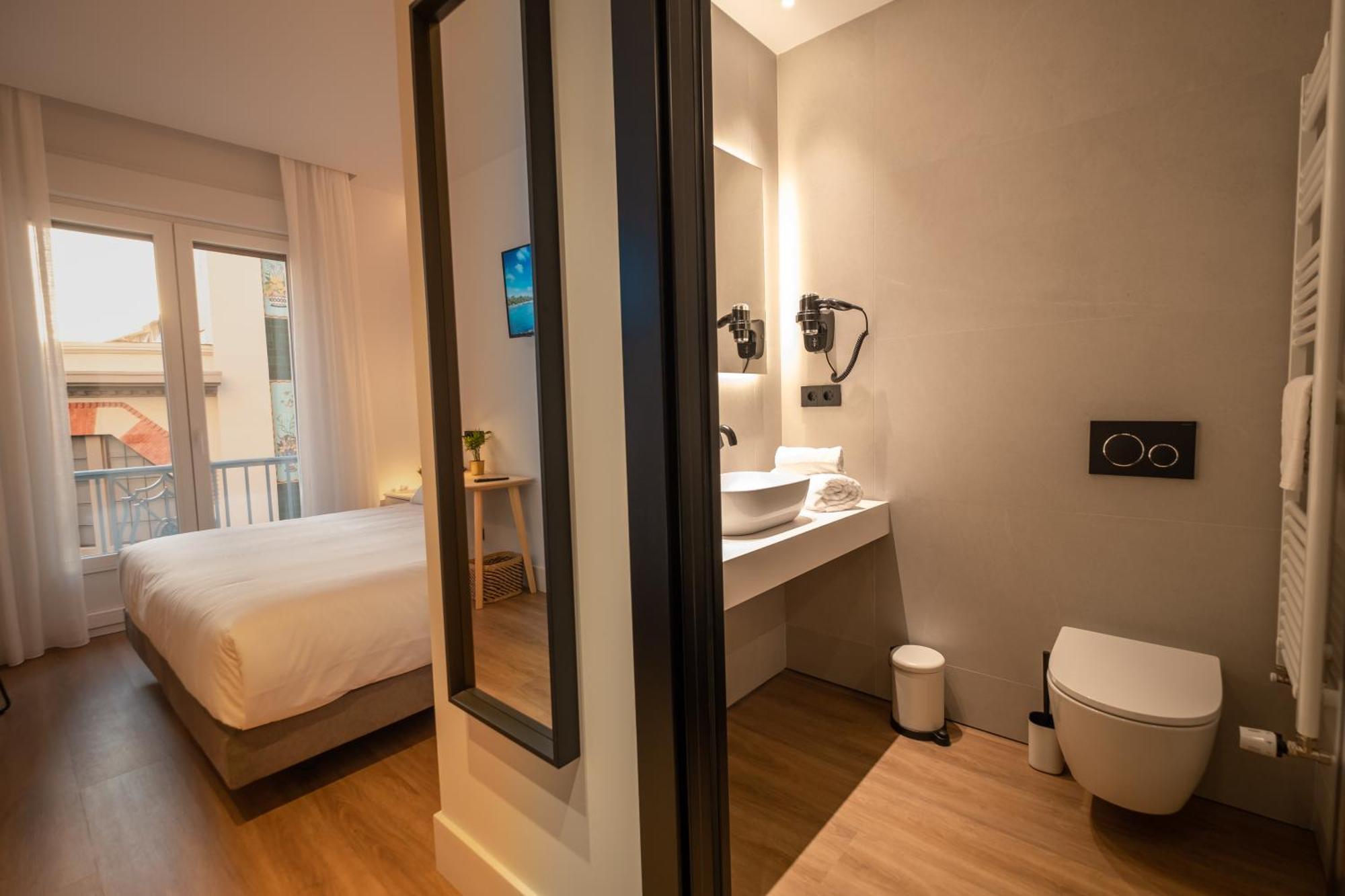 Principe De Vergara Rooms Lujo En El Centro De Logroño Esterno foto