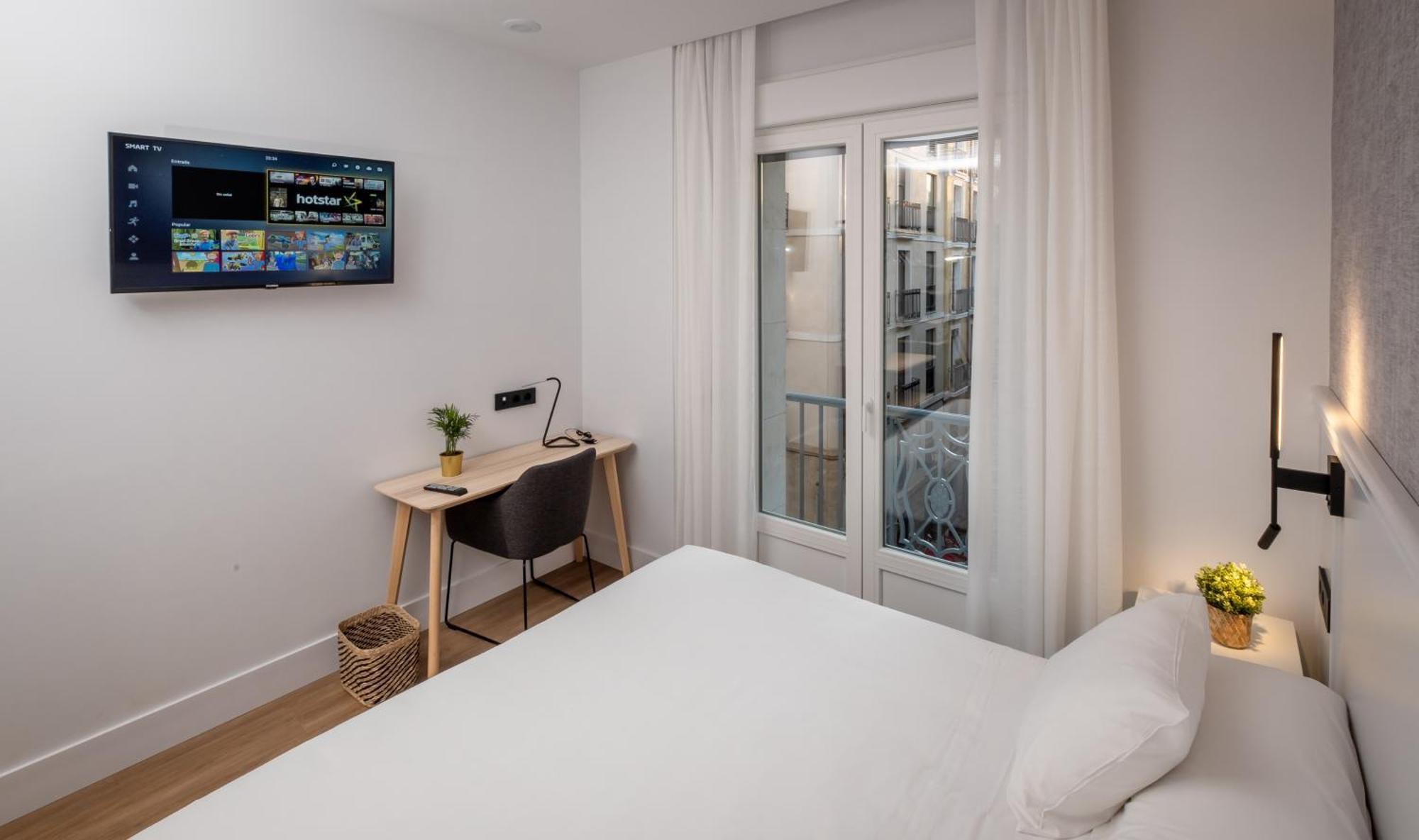 Principe De Vergara Rooms Lujo En El Centro De Logroño Esterno foto